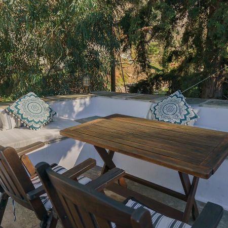 Nereids Guesthouse Hydra  Zewnętrze zdjęcie