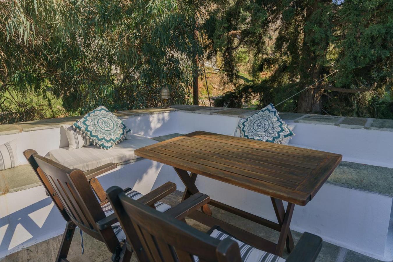 Nereids Guesthouse Hydra  Zewnętrze zdjęcie