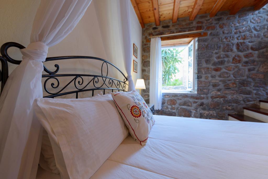 Nereids Guesthouse Hydra  Zewnętrze zdjęcie