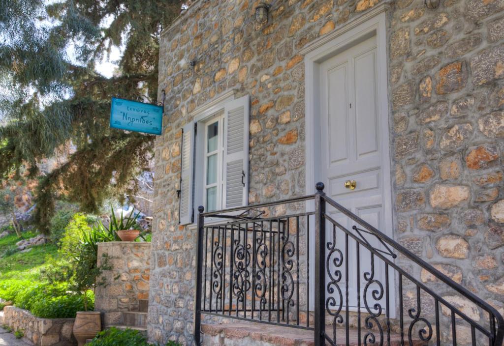 Nereids Guesthouse Hydra  Zewnętrze zdjęcie